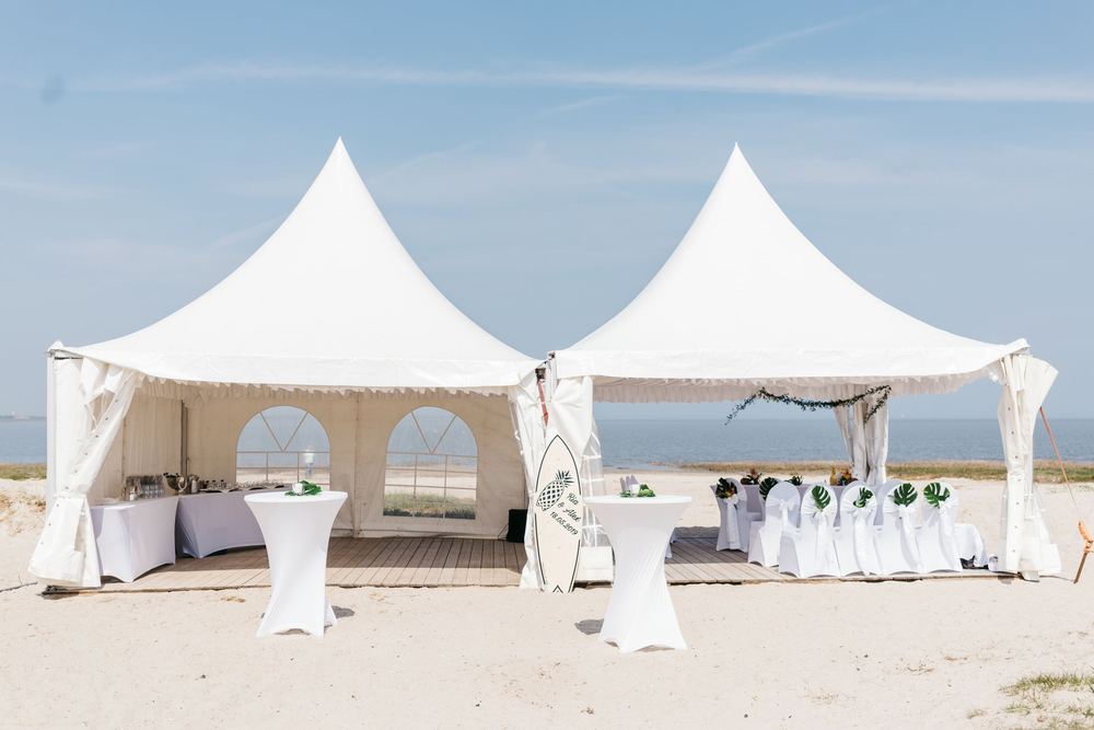 Foto: Event Möbel und Zelte